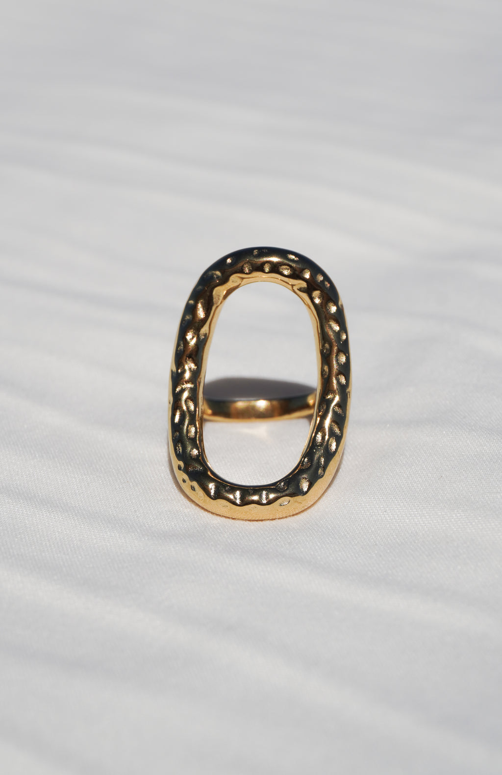 Anillo Celine