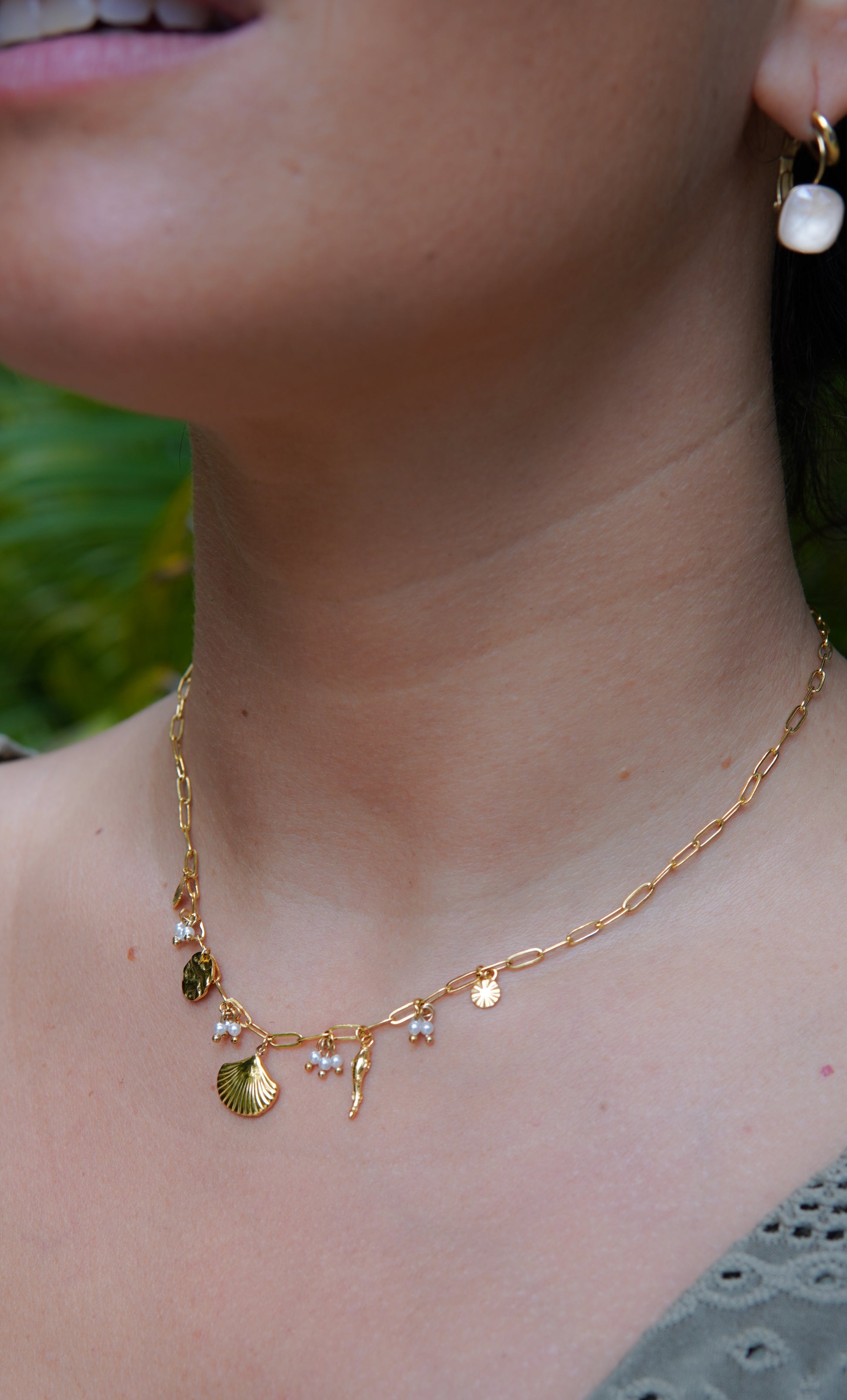 Collar Shell